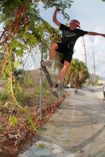 <!--bricks6photos-->

Before we started packing up, Tim decided to go mad man on us and basically drop in on this fence. Wow.