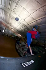 

Tuck knee invert