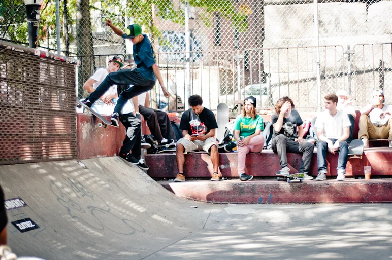 <!--nyc14day3-->

Alejandro Burnell with a front rock for the crowd.