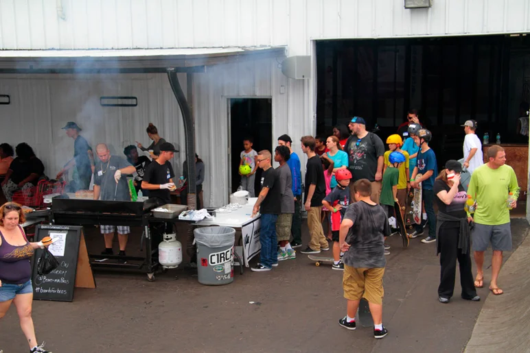 <!--b4bday15-->
Once the grill starting going off, I don’t think I ever saw that line die down.