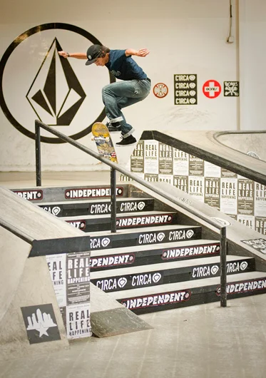 <!--cm153-->

Gage Boyle gets savage with a Biggie Front Board.