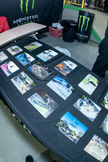 Monster had some rad photos for free at their booth. 


<!--damnamjapan2023womensqualifiers-->