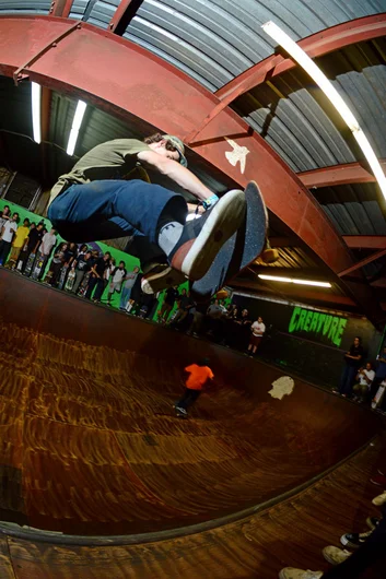 <!--bigwhoop-->

The bowl jam was a mad house.