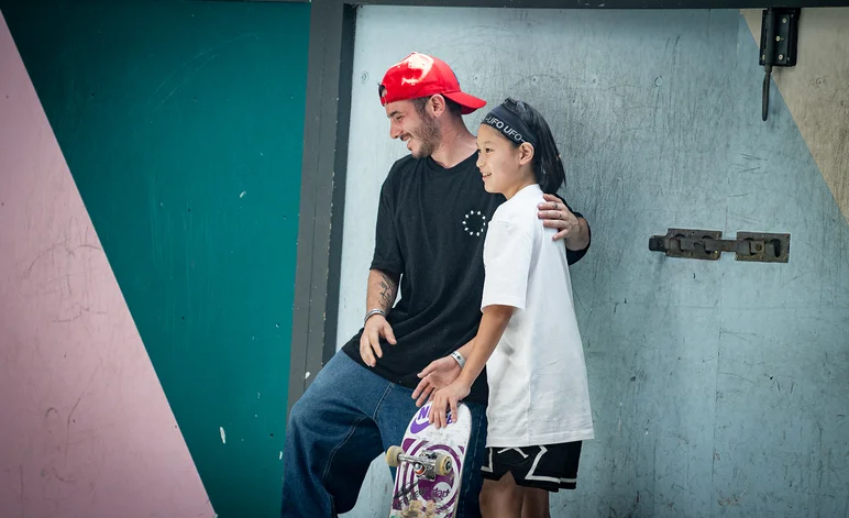 Making Friends

<!--damnambreda22finalsphotos-->