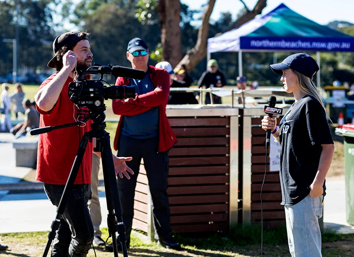 <!--daaus-qual-->

I wanted to get a picture of Hayley Wilson shredding but never got to it, so here's her playing Newscaster.
