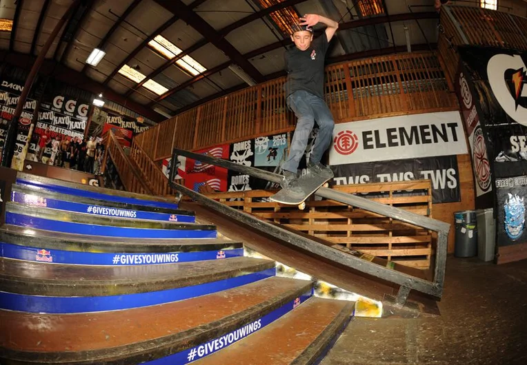 <!-- amdec13sat -->

Alex midler qualified 9th. This is a backside 270 lip.