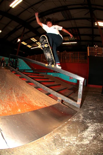 <!--sr16-->

Hal Scarborough FS Blunt down the handrail. 13-15 1st place!