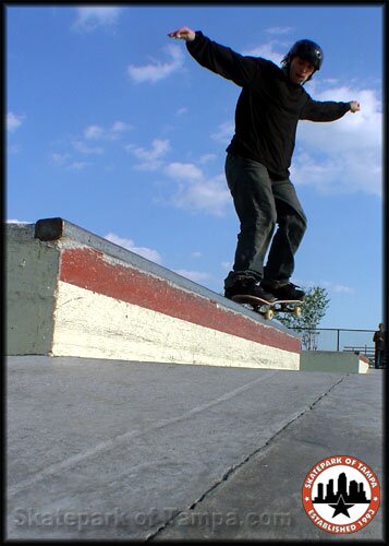 Craig Kaths - backside nosegrind