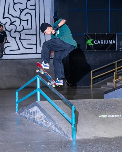 Taiga backs him up with a bigspin front blunt..that he could do every try.

<!--damnamla2023-->