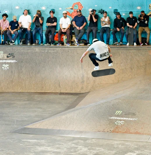 <!--pro16sunday-->

Carlos Ribeiro was all smiles killing it in the finals.