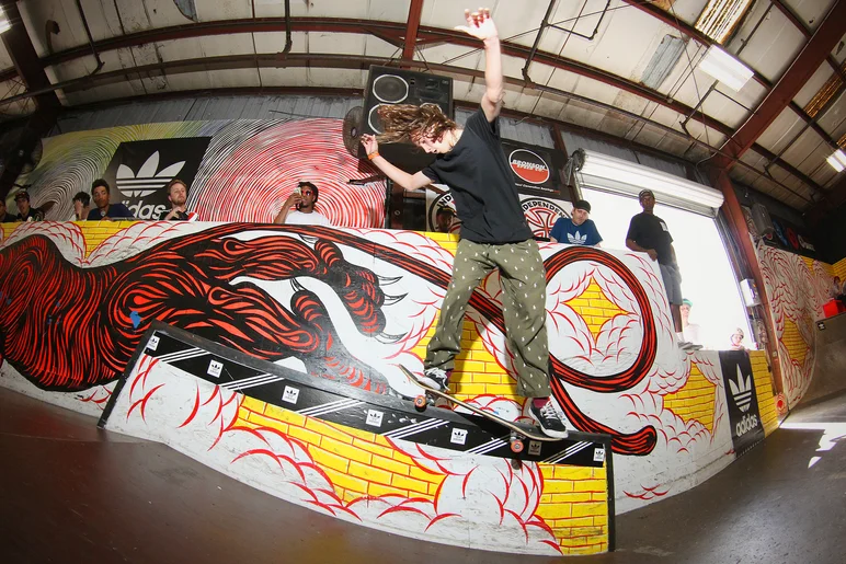 <!--vdaymass18-->
Matt Savidakis : Bennett Grind