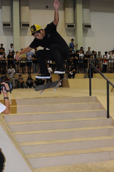 Damn Am Shanghai: Luk Chun Yin - switch flip.