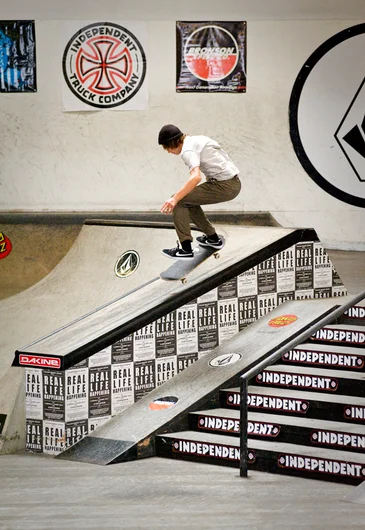 <!--dacm16-finals-->

Eric Clark holds his own in the Finals with a Kickflip Frontside 50-50. Photo: Kyle Seidler
