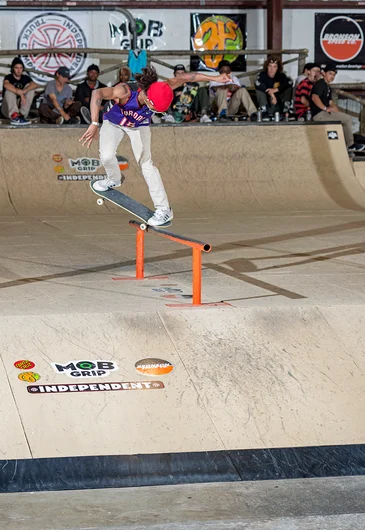 <!--da-atl17-finals-->

Crazy gear and wild hair, and a good name too.. Keanu Brown come haulin thru with a hi-speed BS 180 Nosegrind.