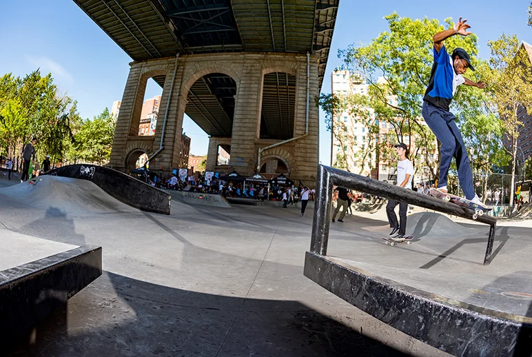 <!--danyc17-finals-->

Jamel Marshall connects the dots with a Gap to Back Smith.