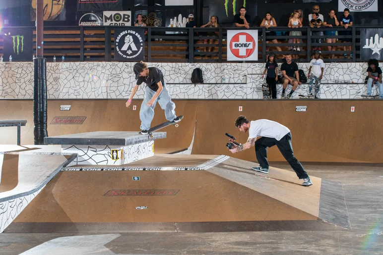 One of my favorite skaters of the day - Noah Pollard with a back 180 nose grind

<!--schoolsoutjam22-->