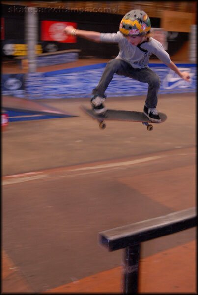 Backside blunt nosegrab with one foot flair added