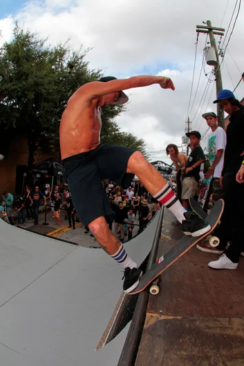 <!--bricks5year-->
Poptart shutting down the first Mini Ramp Jam of the day with this FS Blunt over the channel.