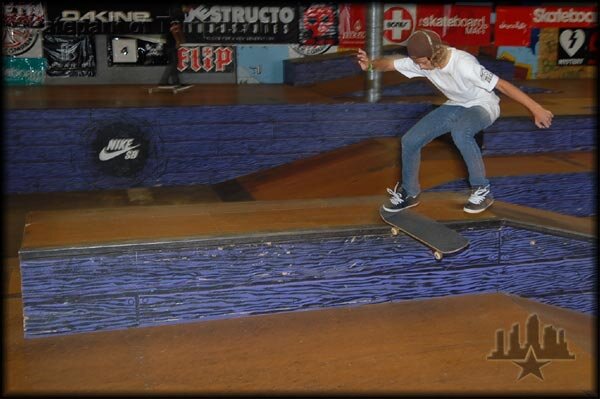 Blake Carpenter - nollie heelflip noseslide