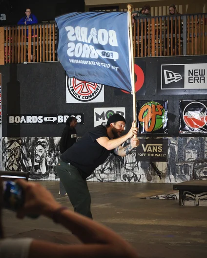 <!--cotc19deathrace-->

Tim waves the Boards for Bros flag to signal the beginning of a Race…