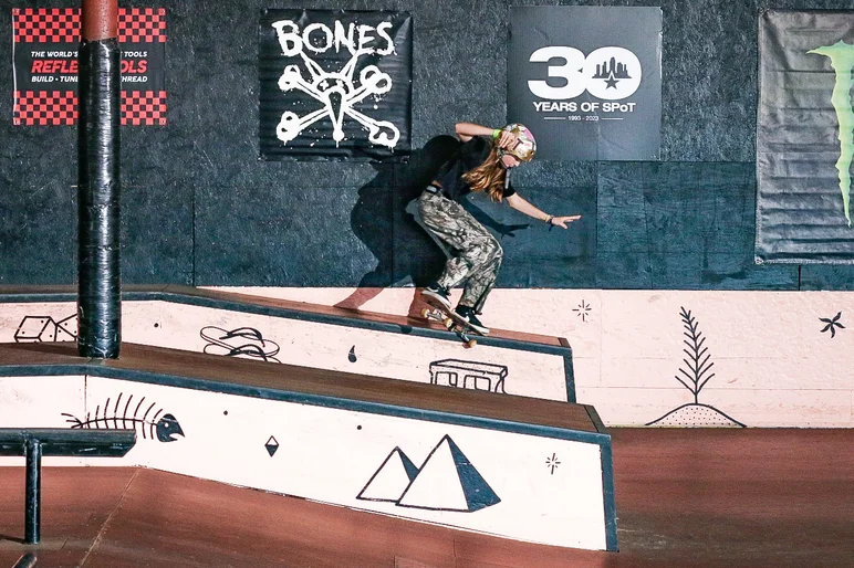 Taylor Burnett - Crook down the Hubba

<!--springroll2023-->