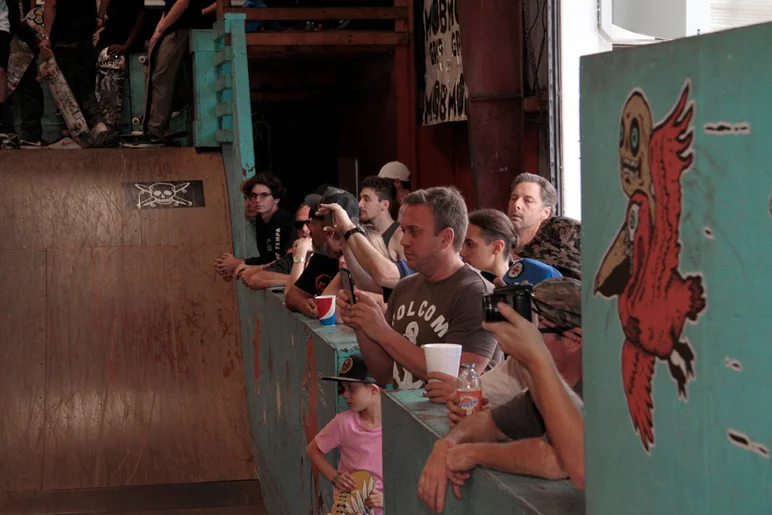 <!--sr16-->

It was time for the 16 & up skaters. The park really started to fill up.