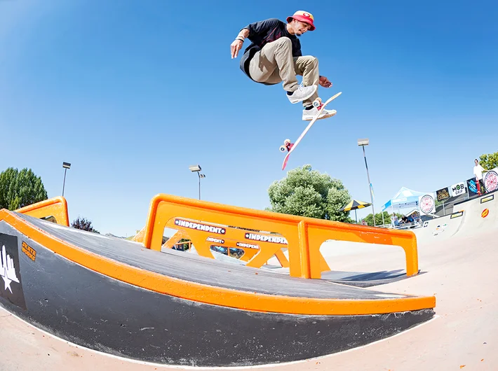 <!--daww19practice-->

Malik Barnett goes Phattie To Flatty with another Tre, this time in the chusheez.
