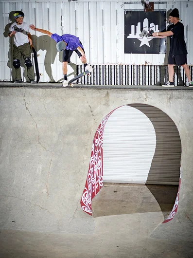 Nick going backside over the doorway.

<!--TampaAm21ConcreteJam-->