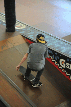 Kevin Sikes - bigspin backside tailslide