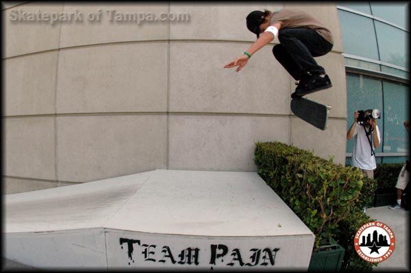 Ryan Sheckler - frontside half cab flip