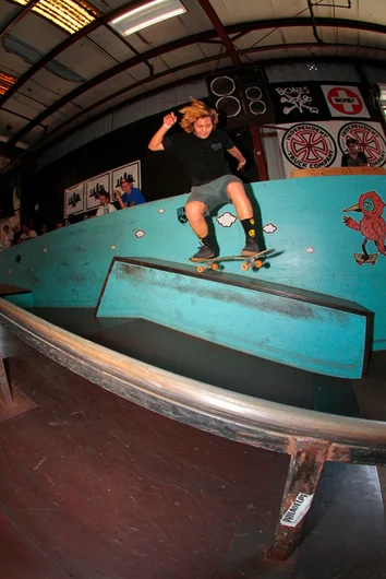 <!--zero-demo20-->

Franky is a demo-litioner, straight savage. Full Cab BS Tailslide to Fakie!