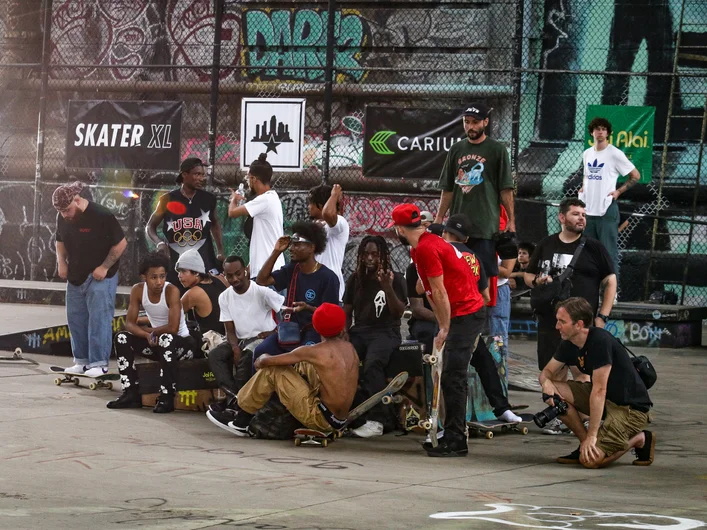 Best crowd in the world is the one in NYC. Prove me wrong

<!--damnamnyc23-day2-->