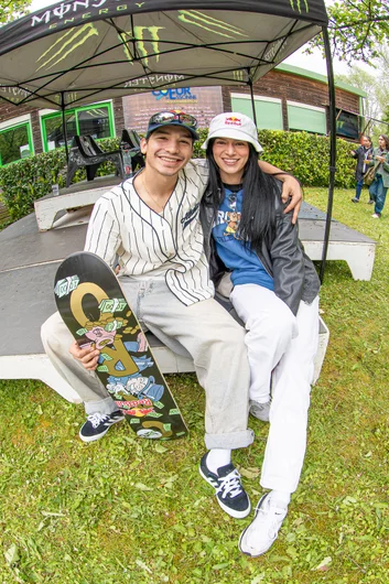 Ran into our Peruvian friend Angelo Caro and his girlfriend out in the courtyard. What's up Angelo!

<!--farnhigh2024-1-->