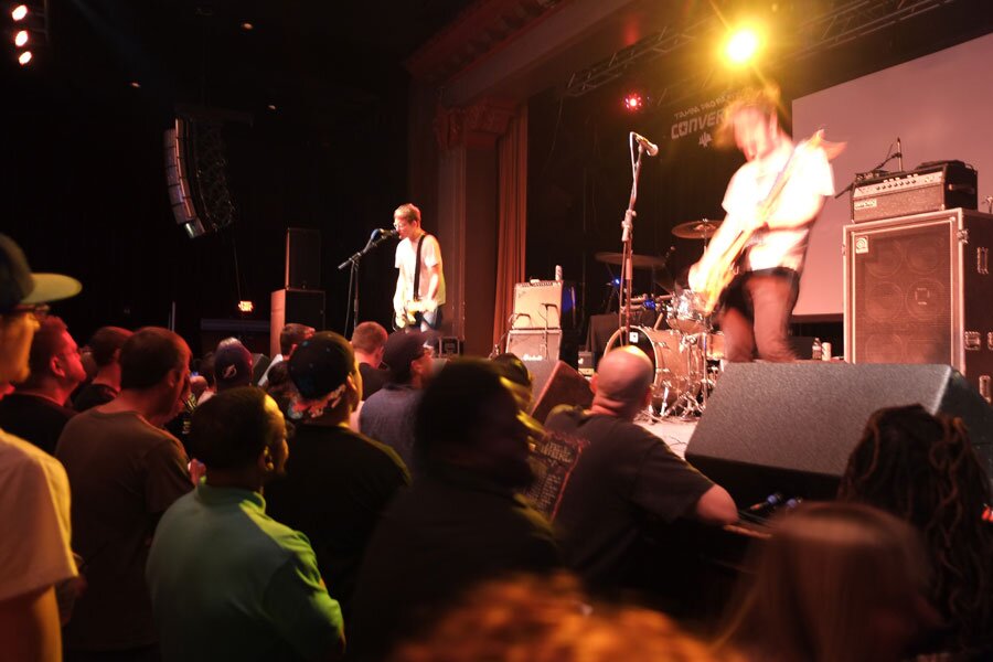 Metz opened up and shredded he airwaves