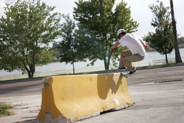 Aaron Austin - wallride to front board