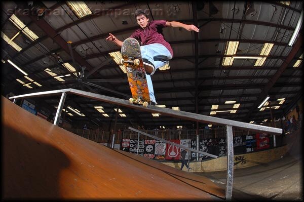 Frontside bluntslide