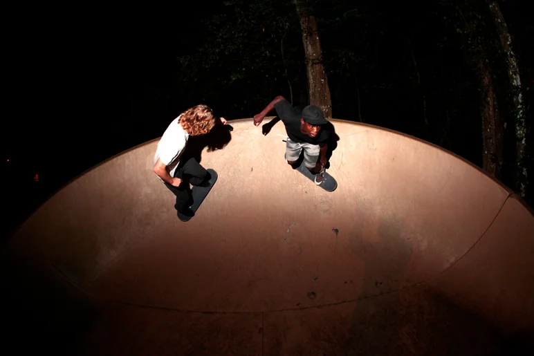 <!--exp115-->

Finally to the pump track, Kanaan and Zion going for doubles.