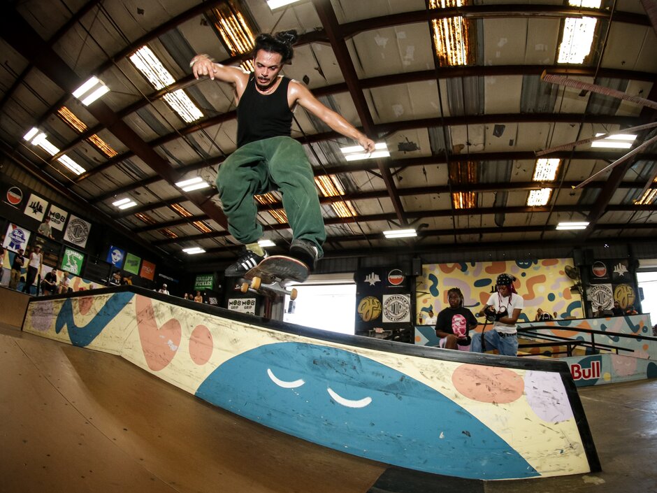 Flick Back Tail