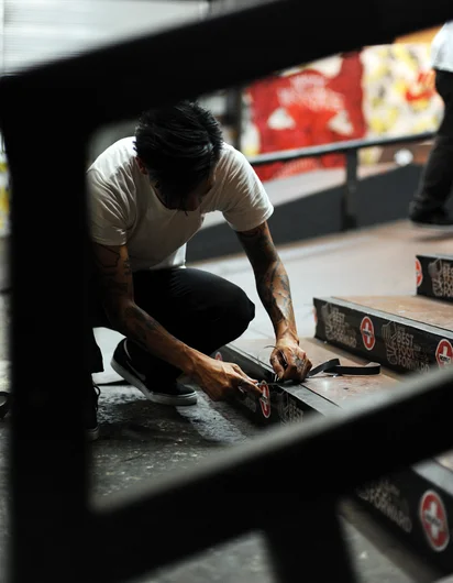 <!--aycz14-->

On Friday night, the guys judging and running the Zumiez Best Foot Forward contest here at SPoT started setting up for the next day's event. If you think that skateboard contest judges only sit and watch you skate, you're wrong. Daniel Shimizu illustrates the proper way to apply stickers to the course.