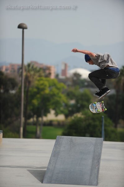 Anthony Pshebelski - nollie flip