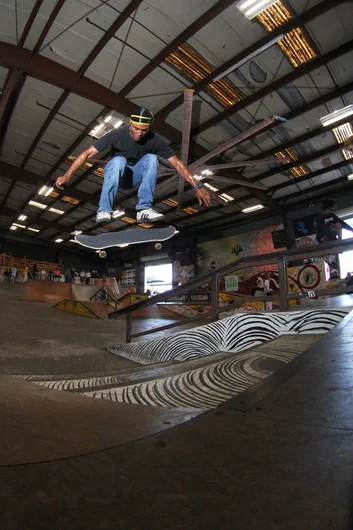 <!--schoolsoutjam18-->

James Cobb : Backside Flip
