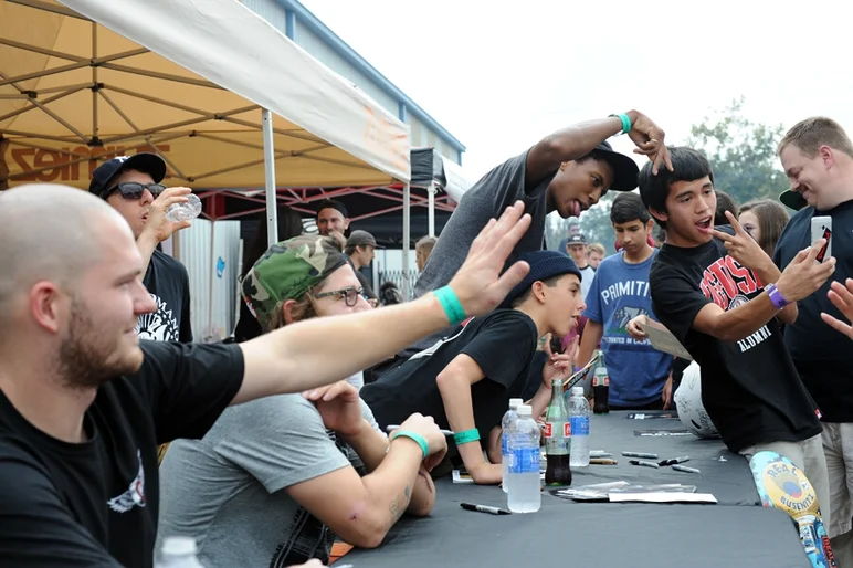 <!-- mawtexasnov13 -->

Ishod Wair and Alex Midler posed for a fan's selfie while the rest of the team signed autographs.