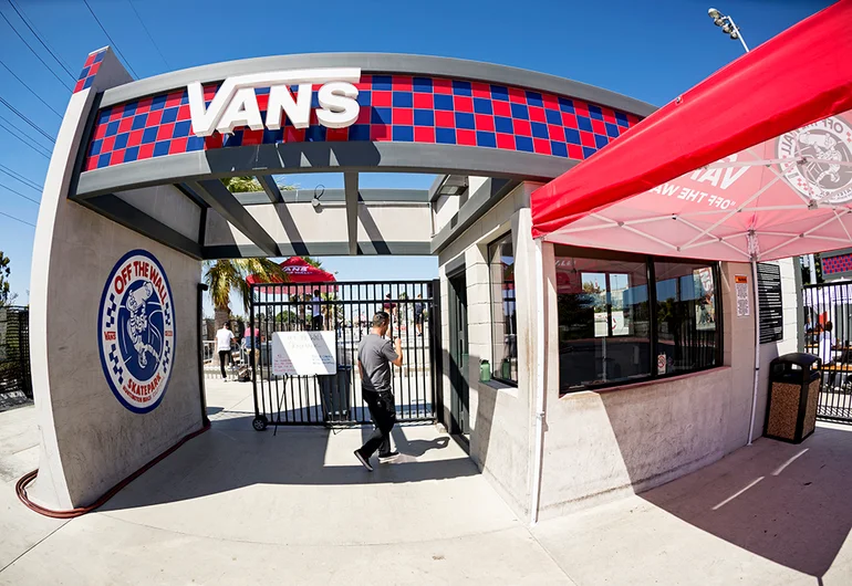 <!--dawwroadtrip16-->

In all its glory, The Vans Huntington Beach Skatepark.