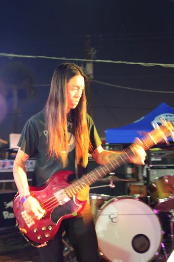 <!--ta14-sn-->
Nuge seems to be the quiet type but don't let him fool you.