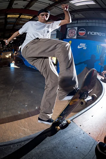 <!--am16sun-->

Front Blunts are like assholes: everybody's got 'em. Ivan Monteiro exemplifies.