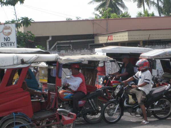 DVS Phillipines Tour - the traffic is nuts