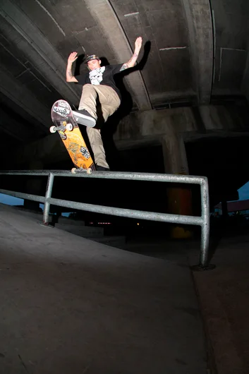 <!--txrt14-->

Yonis went to the rails first with this Front Blunt.