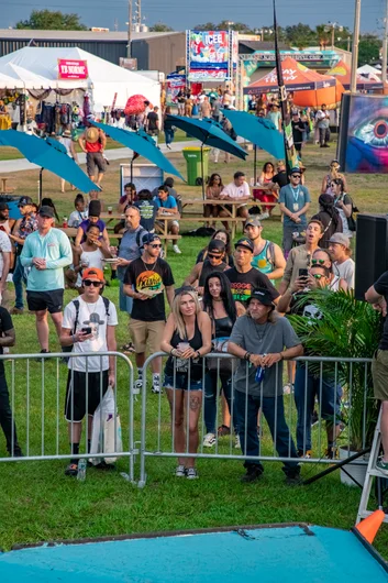 The crowd was hyped to watch these guys. Curaleaf had one of their guys on the mic and he was the biggest hype man ever

<!--floridagrovesfest23-->