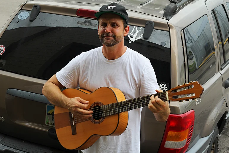 <!--soj17-->

Play us a song Brian.