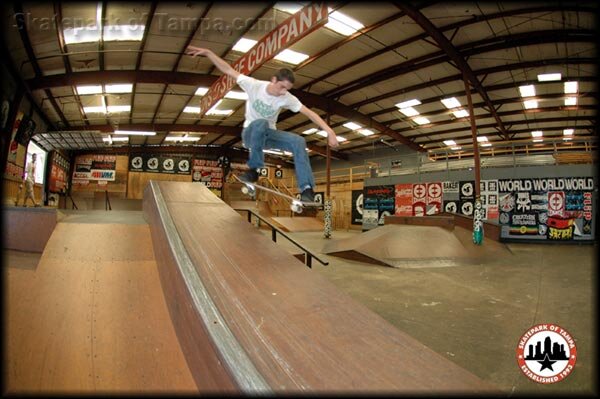 Yonnie Cruz Wannabe Photography - Ian Gow